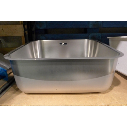 3105 - Ecuador 1 Bowl U/mount Stainless Steel sink 400 x 400   Original RRP £132.50 inc vat (404-26)   * Th... 