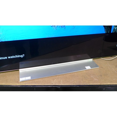 3023 - Toshiba OLED 65