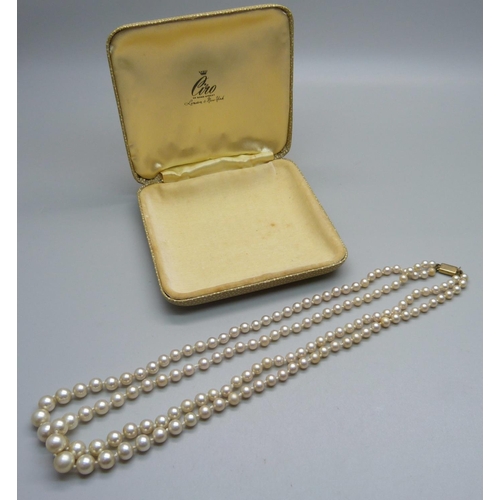 A string of Ciro pearls with 9ct gold clasp