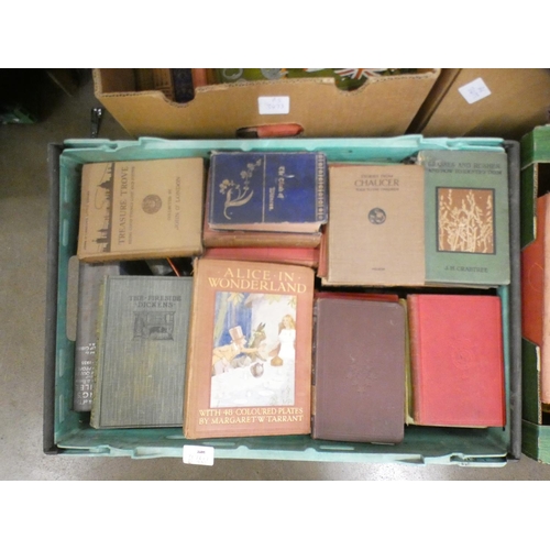 1139 - A large collection of late 19th/early 20th Century books, mainly for children, including many Charle... 