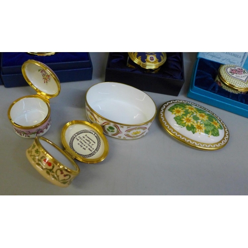 639 - Nine trinket boxes including Royal Worcester, Halcyon Days, Bilston & Battersea enamels, etc.