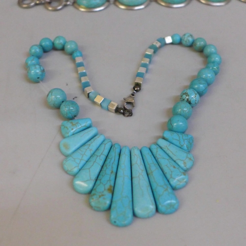 647 - Turquoise jewellery