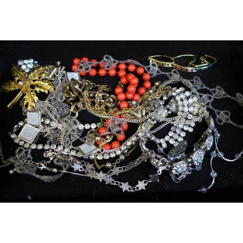 684 - A box of costume jewellery