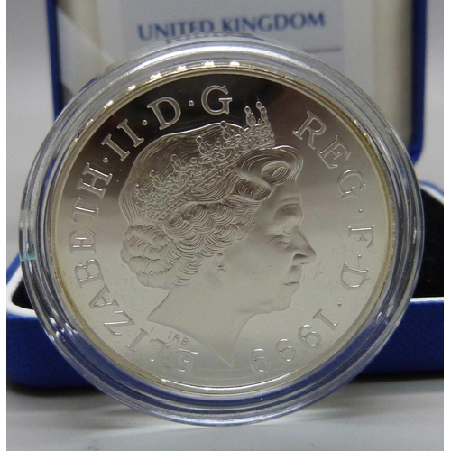861 - A 2000 Millennium UK silver £5 coin, boxed with certificate