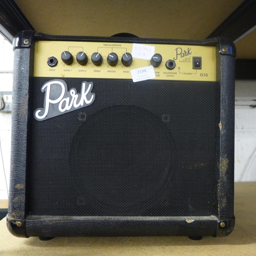 2198 - A Park G10 amp with microphone