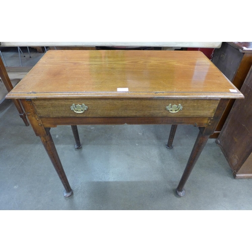 41 - A George II mahogany single drawer side table