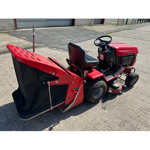 2472 - A Westwood S1600 ride on mower with automatic transmission - To be sold at 12 o'clock midday