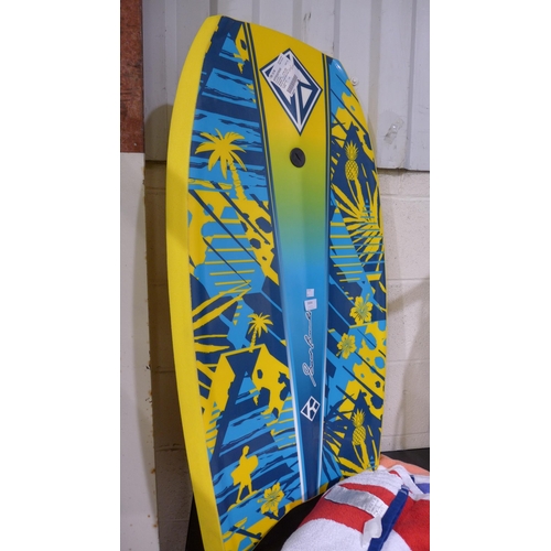 3004 - Two Loftex Resort Towels & Krypton Bodyboard ( 301 - 3,11,79 )   * This lot is subject to vat