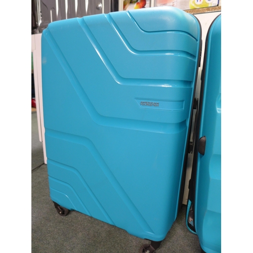 3071 - Two American Tourister Jetdriver Large Hardside Suitcases (Damaged) (300-21,49) *This lot is subject... 