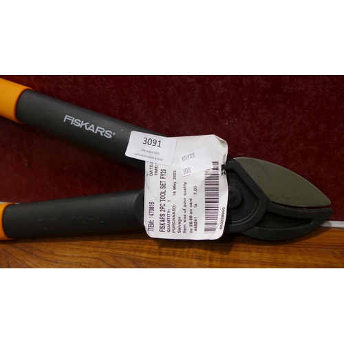 3091 - Fiskars Pruner & Shears Garden Tool Set,  (300-61) *This lot is subject to VAT