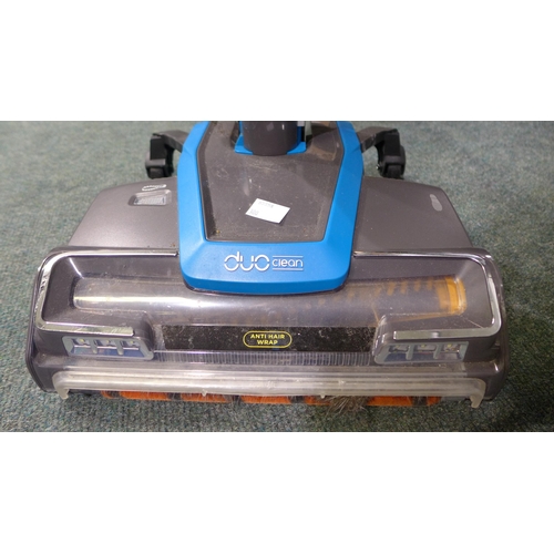 3119 - Shark Corded Stick Vac  Original RRP £149.99 + vat   (296-210)   * This lot is subject to vat