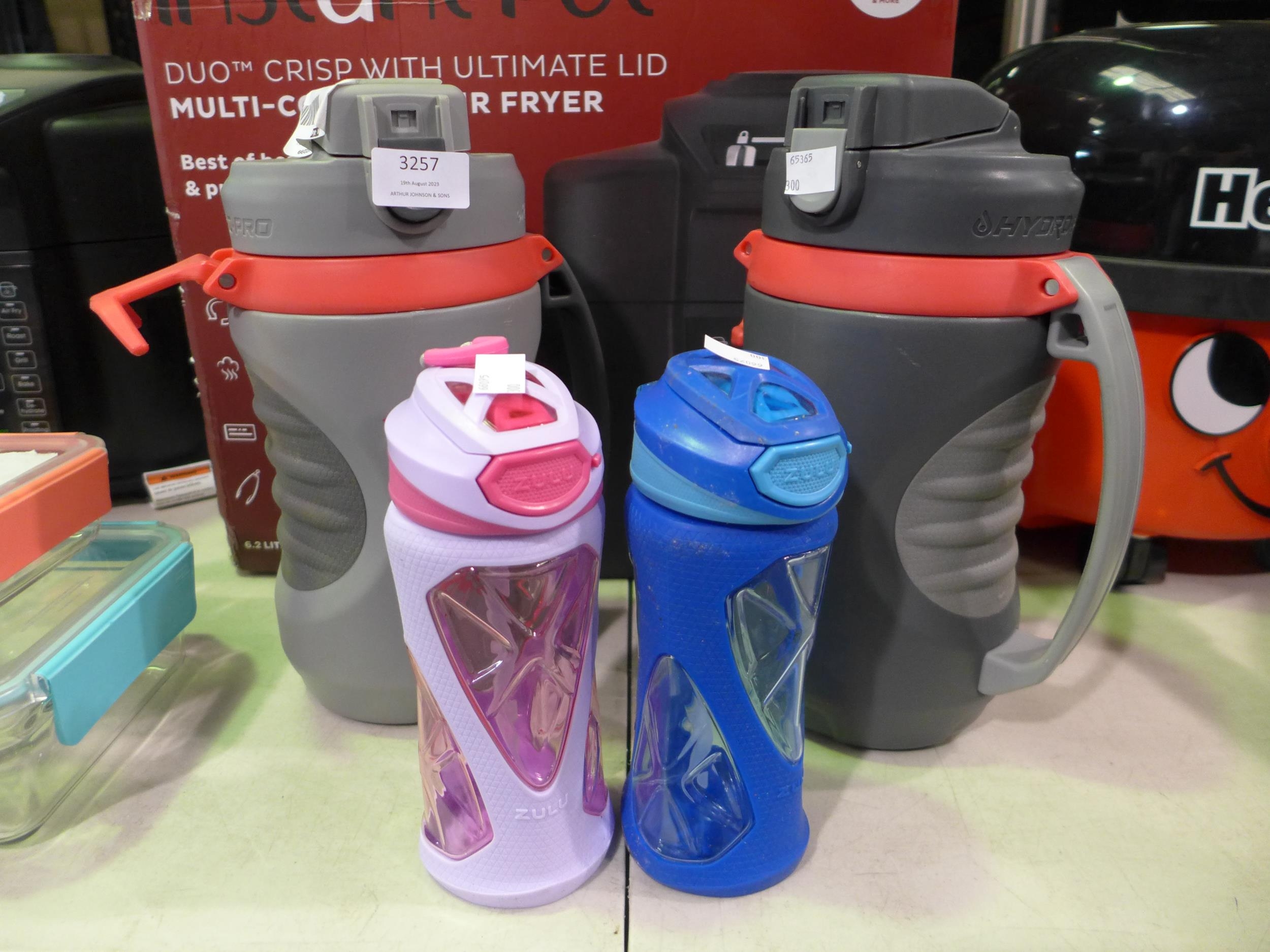 Two Hydro Pro Sport Jugs 1.9L and Two Zulu Kids Water Bottles 16Oz * This  lot is subject to vat (29