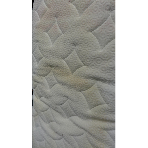 3310 - Silentnight Eco Pocket 800 Mattress (Marked) (300-806)  * This lot is subject to vat