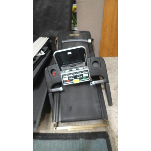 3342 - Reebok Jet 300+ Treadmill, Original (Model No: RVJF-20721GD) (Damaged) RRP 716.66 + vat (296-275)  *... 