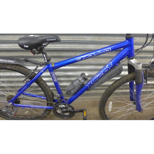 2244 - An Apollo XC26 bike