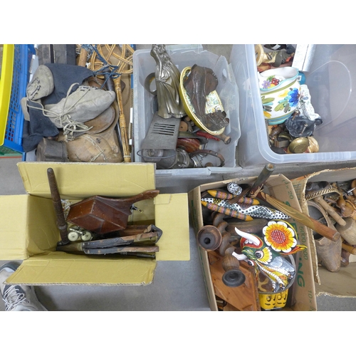 1106 - A collection of metalware, wooden items, plated ware etc. **PLEASE NOTE THIS LOT IS NOT ELIGIBLE FOR... 