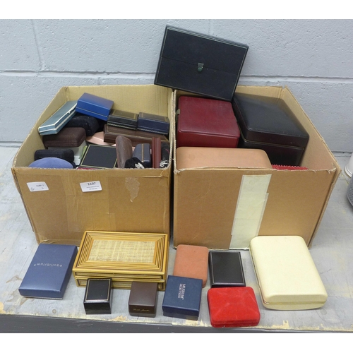 1107 - A quantity of jewellery boxes and cases **PLEASE NOTE THIS LOT IS NOT ELIGIBLE FOR POSTING AND PACKI... 