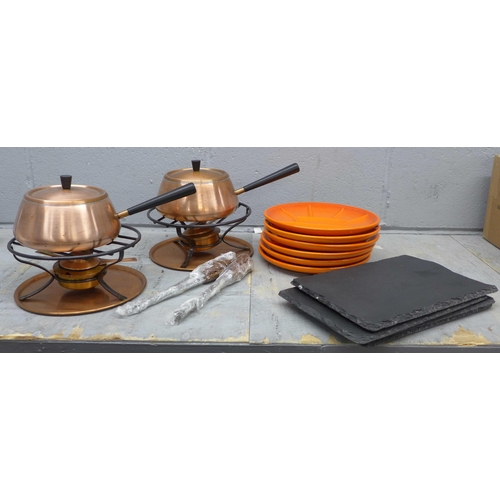 1121 - Two fondue pots, six hors d'oeuvre plates and four slate placemats **PLEASE NOTE THIS LOT IS NOT ELI... 