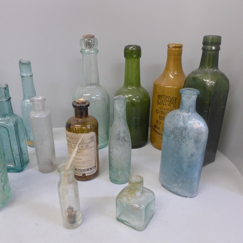 692 - A collection of glass bottles, medical, etc.  **PLEASE NOTE THIS LOT IS NOT ELIGIBLE FOR POSTING AND... 