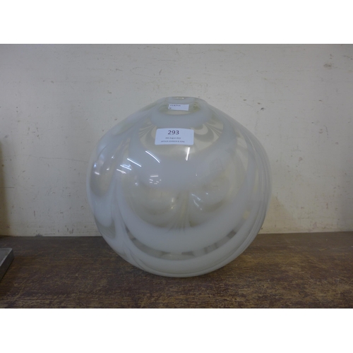 293 - A Murano style glass vase