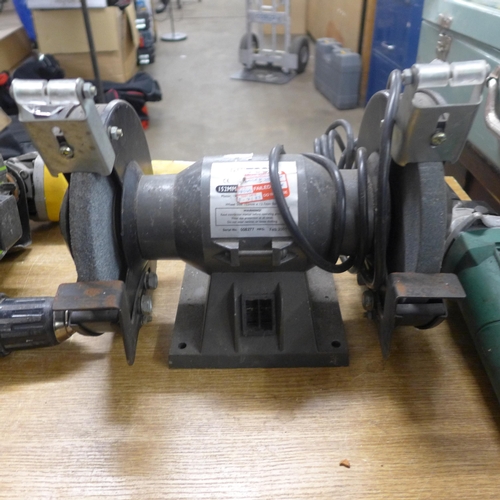 2043 - A selection of power tools; a NUtool (008277) bench grinder, a black spur angle grinder (BBAG100), D... 