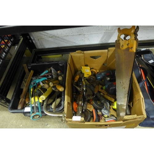 2098 - A large quantity of hand tools including saws, hand drill, tape measures, screwdrivers, cordless dri... 