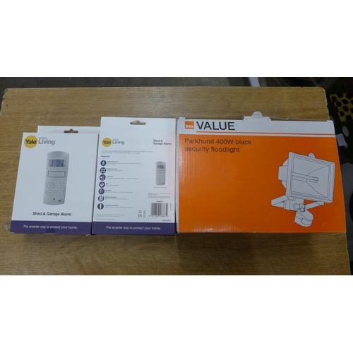 2115 - 2 Yale Smart Living shed and garage alarms, boxed and a B & Q Parkhurst 400w black security light, b... 