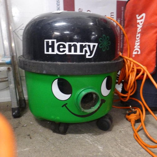 2231 - A Henry vacuum cleaner