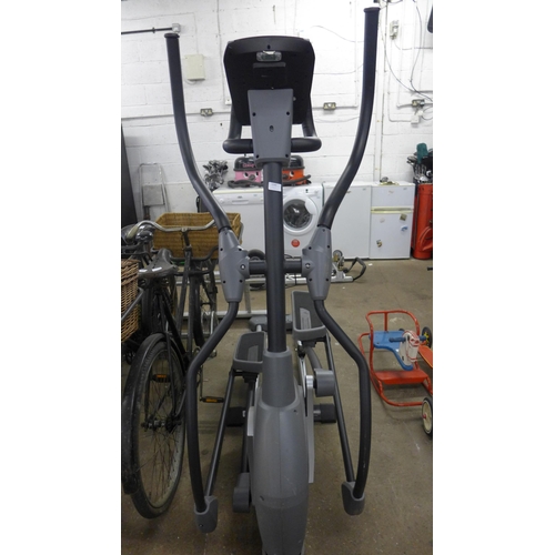 2240 - A Sports Tech cross trainer