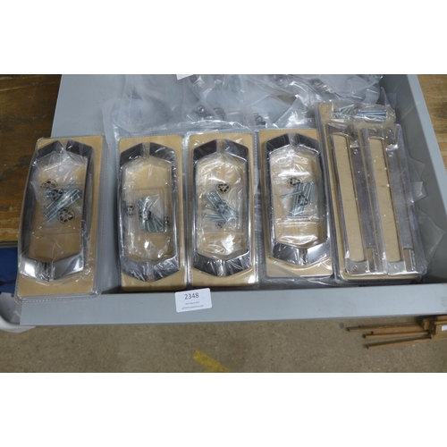 2348 - Approx. 40+ premium wire door handles