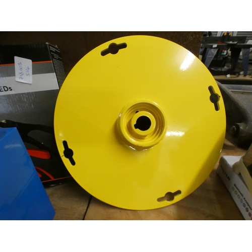 2470 - A Drive Plate 500mm for a brush sweeper