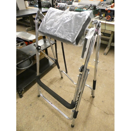 2488 - A metal Bac-Trac exercise bench