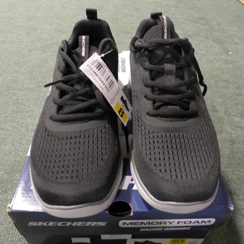 3016 - Men's black Skechers trainers - UK size 7 * this lot is subject to VAT