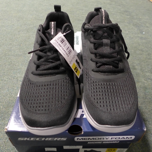 3017 - Men's black Skechers trainers - UK size 7 * this lot is subject to VAT