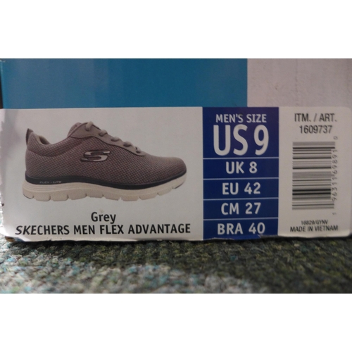 3018 - Men's grey Skechers trainers - UK size 8 * this lot is subject to VAT