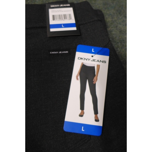 3041 - Quantity of Women's DKNY Jeans - Grey Trousers - mixed size * this lot is subject to VAT