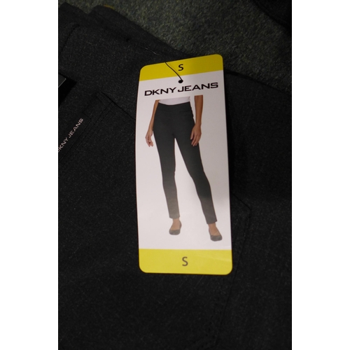 3042 - Quantity of Women's DKNY Jeans - Grey Trousers - mixed size * this lot is subject to VAT