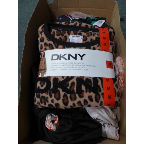 3057 - Quantity of Women's Lounge & Sleepwear - mix size/style/colours * this lot is subject to VAT