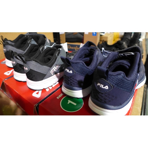 3065 - Three pairs of Children's FILA Velcro Trainers - Sizes: 1,2,13. * this lot is subject to VAT