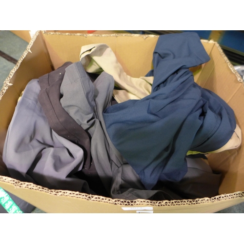 3073 - Assorted Men's casual clothing - various sizes/styles/colours * this lot is subject to VAT