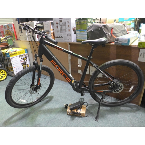 3076 - Vitesse Force E Bike with charging lead/ battery/key, Original RRP £889.99 + vat  ( 301 - 247 )   * ... 