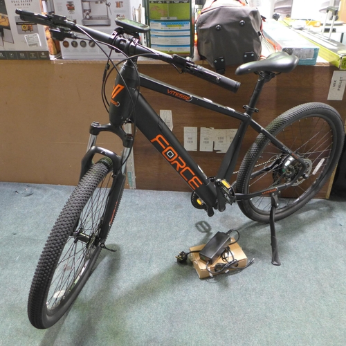 3076 - Vitesse Force E Bike with charging lead/ battery/key, Original RRP £889.99 + vat  ( 301 - 247 )   * ... 