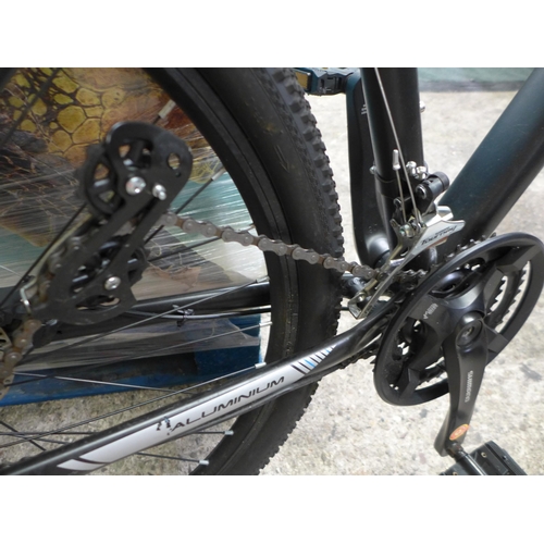 3077 - Men's 27.5 Barracuda Mountain Bike, (Damaged). Original RRP £234.99 + vat   ( 301 - 246 )   * This l... 