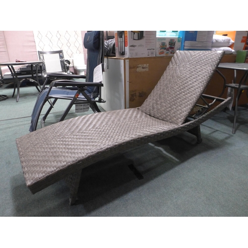 3081 - Woven Chaise Lounge, Original RRP £159.99 + vat ( 301 - 212 )   * This lot is subject to vat