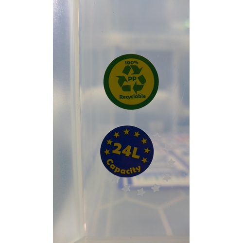 3333 - Four 24L plastic Really Useful boxes with lids - cracked/damaged