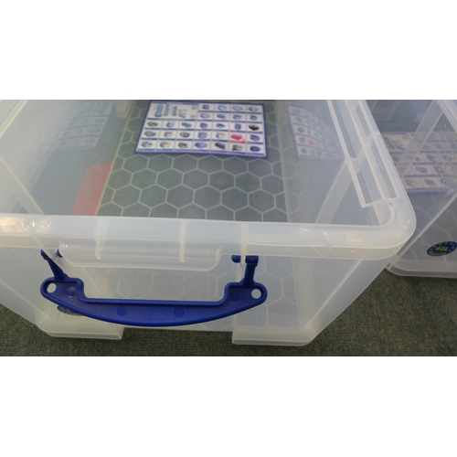 3337C - Three plastic storage tubs with lids - mixed size - cracked/damaged