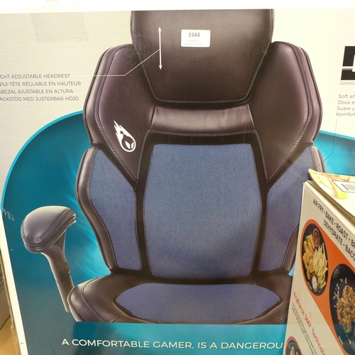 3344 - 3D Insight Gaming Chair, Original RRP £134.99 + vat   ( 301 - 210 )   * This lot is subject to vat