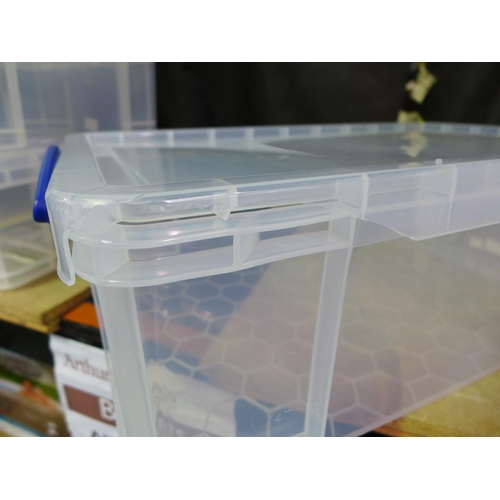 3357 - Two plastic Really Useful Boxes, 50L and 19L capacity - cracked/damaged