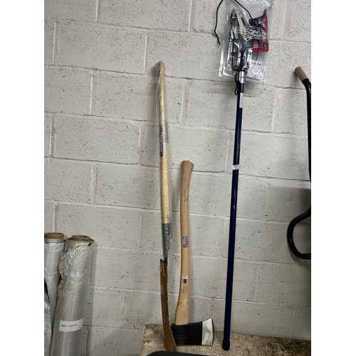 2291 - A Spear & Jackson axe, a Spear & Jackson scythe and a tree pruner