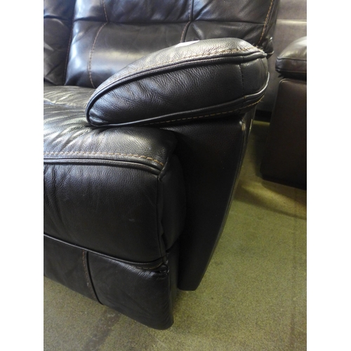 1552 - Tomlin power leather loveseat, original RRP £666.66 + VAT - worn (4178-10) *This lot is subject to V... 